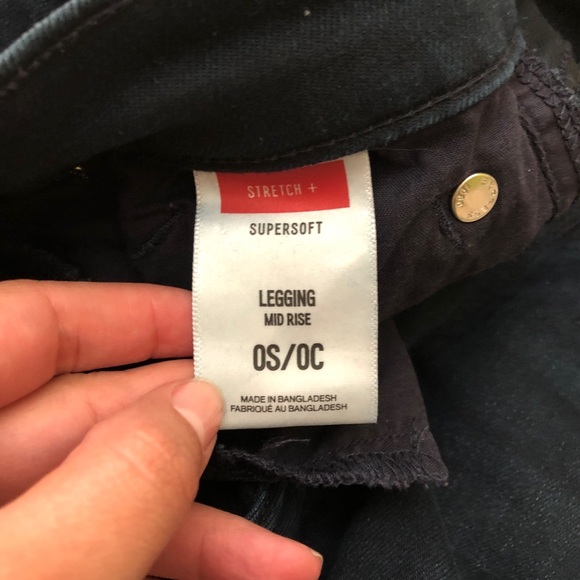 Sold - Picture 3 of 3